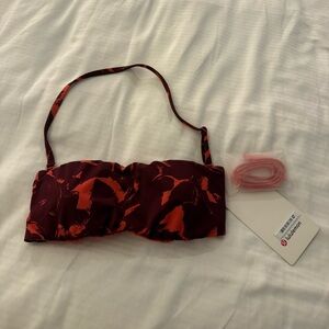 NWT Lululemon reversible bikini top size 2